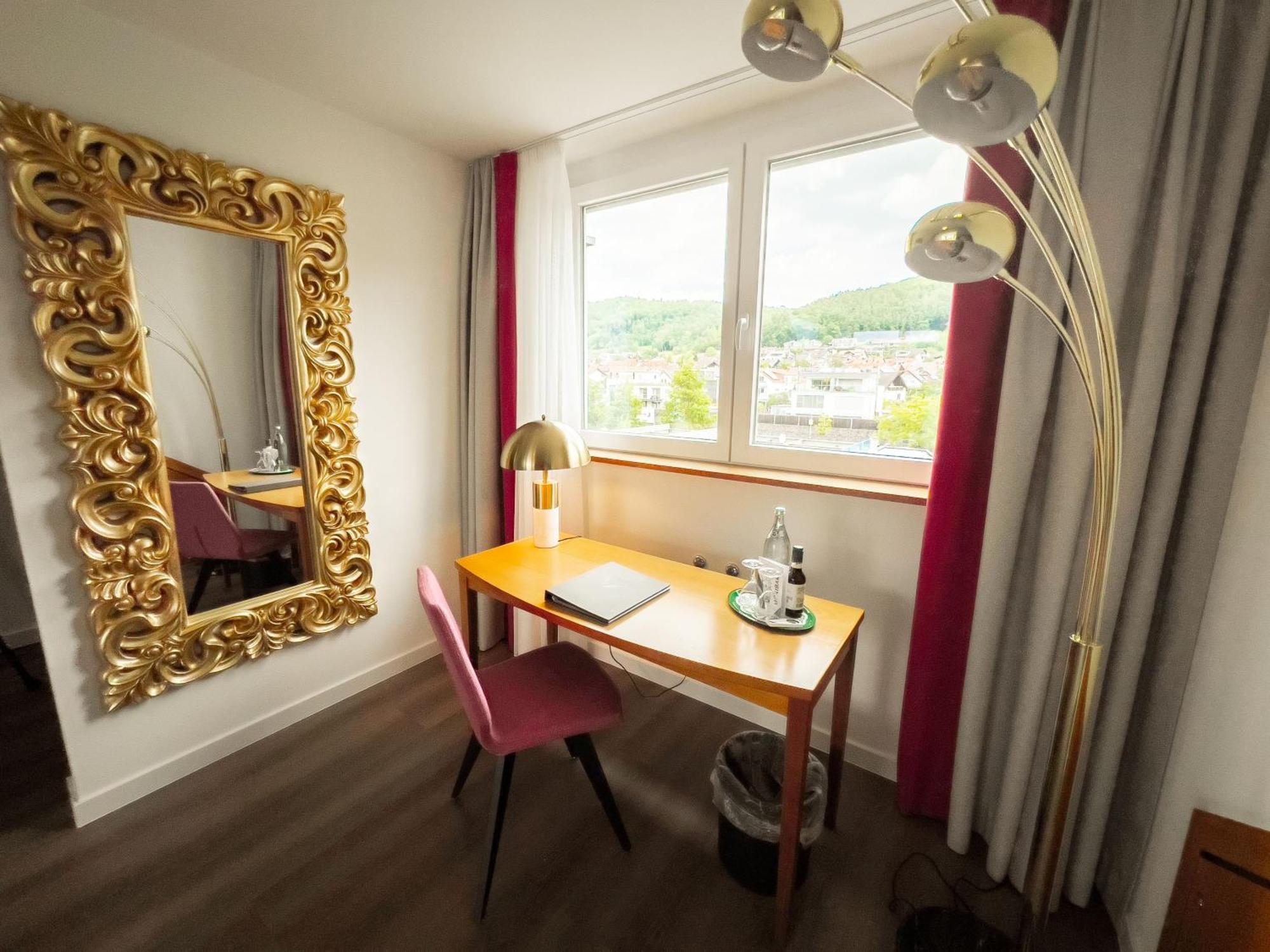 Hotel Rosmarin Bodman-Ludwigshafen Extérieur photo