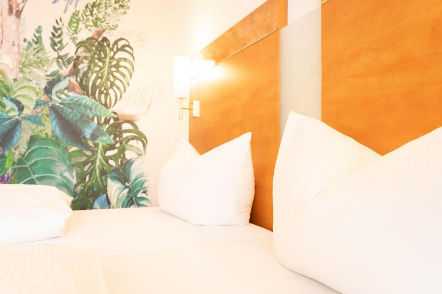 Hotel Rosmarin Bodman-Ludwigshafen Extérieur photo