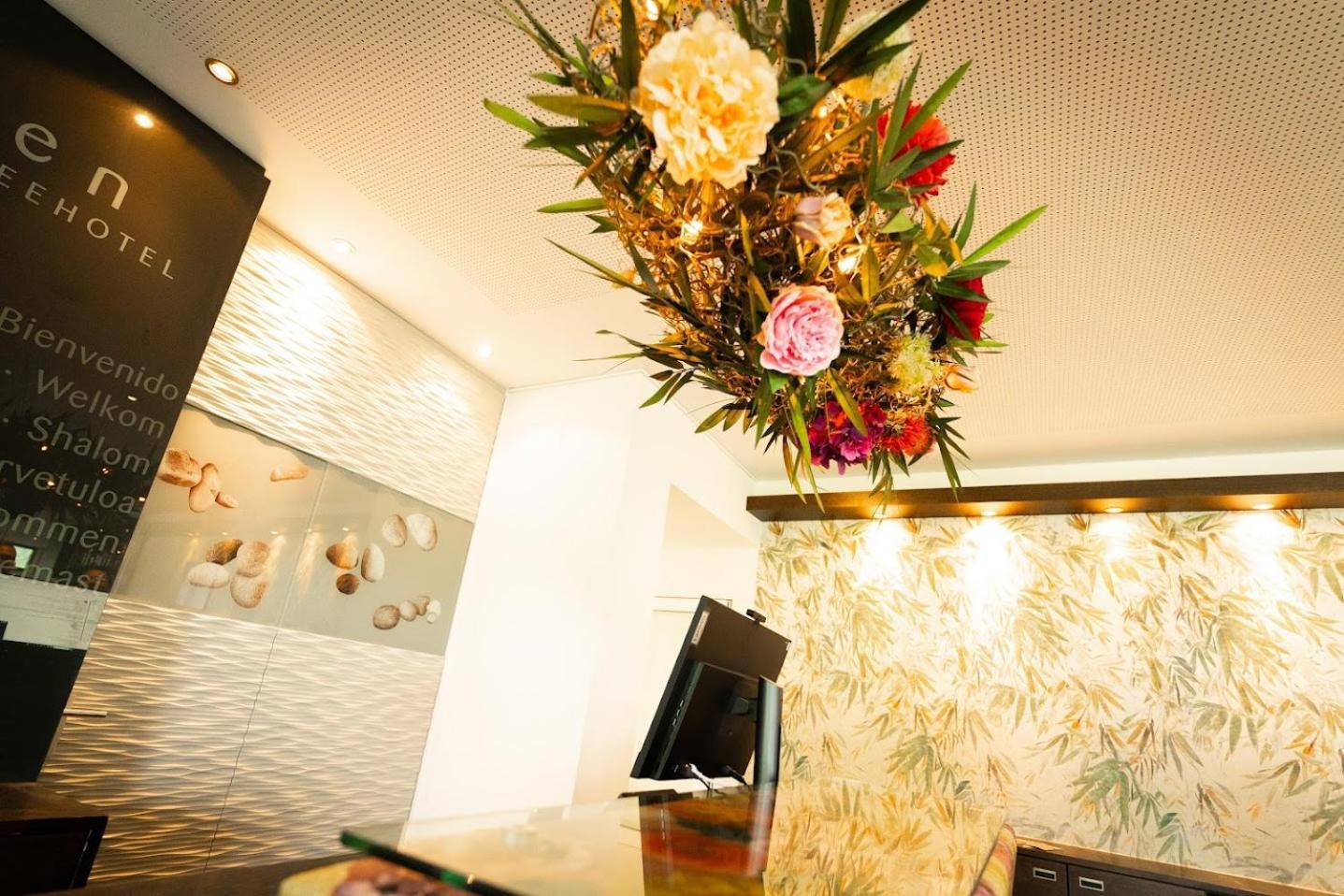 Hotel Rosmarin Bodman-Ludwigshafen Extérieur photo